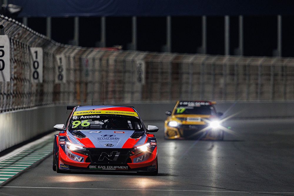 WTCR Arabia Saudí: ¡Azcona es campeón tras la clasificación!