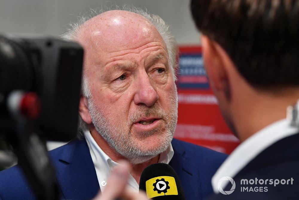 Richards tuona: "Le power unit sono troppo complicate"
