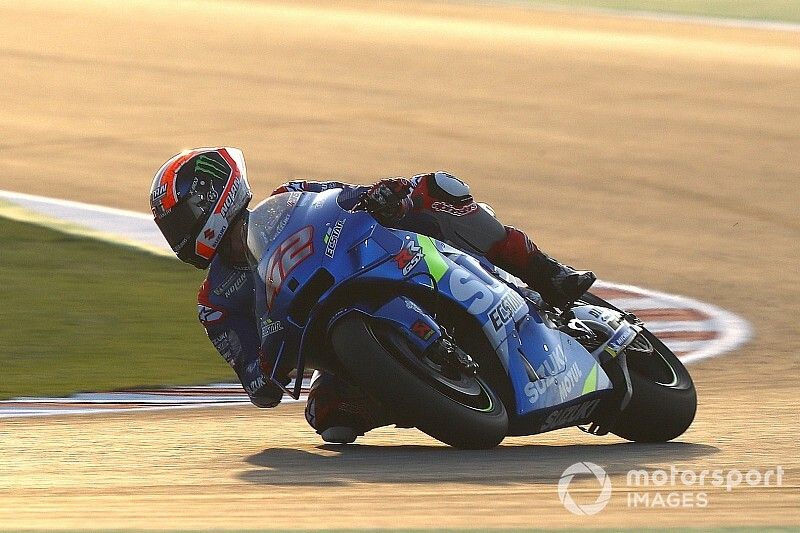 Suzuki pide paso en el arranque del test de Qatar
