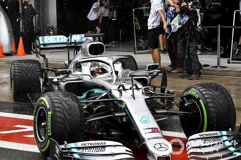 Lewis Hamilton, Mercedes AMG F1 W10, leaves the garage