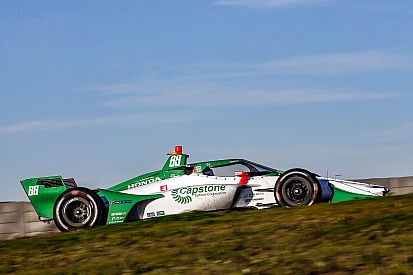 Egy gyorsabb kör a szélvédős IndyCar-versenygéppel: videó