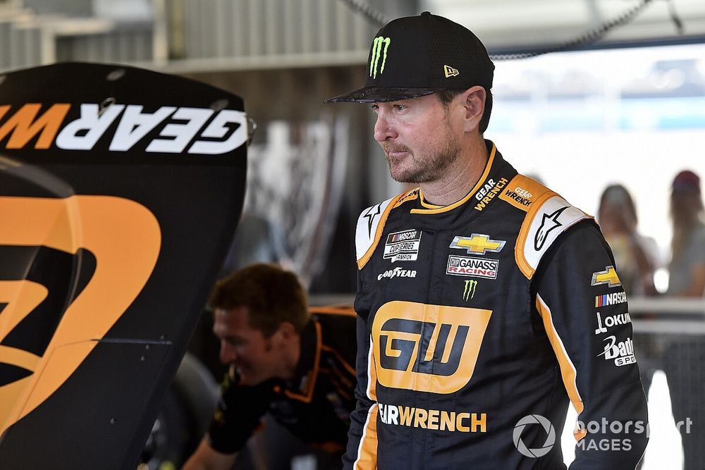 Kurt Busch tops Jimmie Johnson for Coke 600 pole
