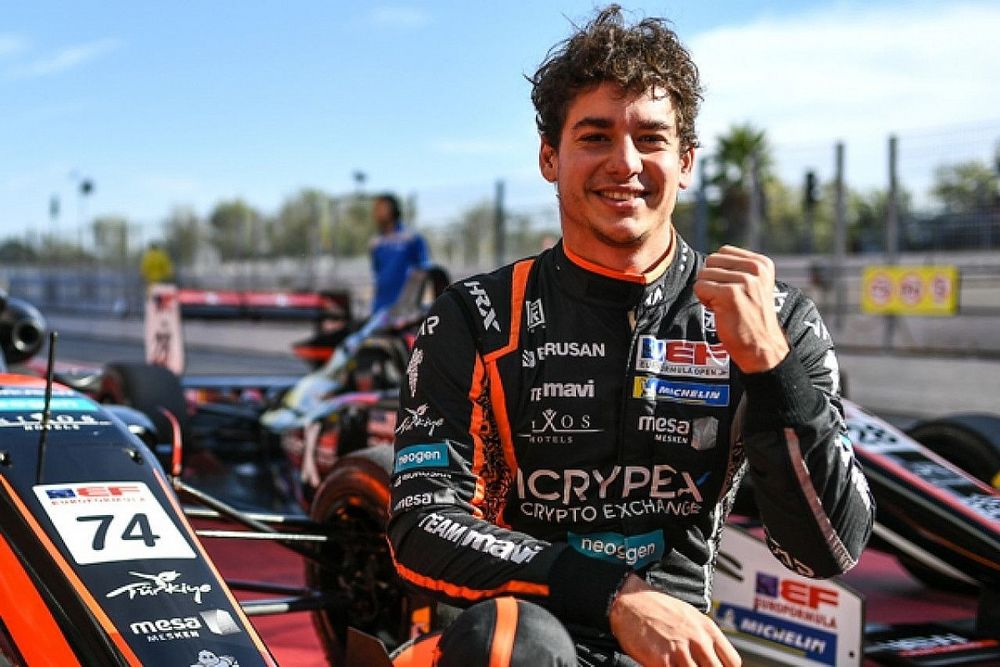 Resmi: Cem, Abu Dhabi F2 testinde Van Amersfoort ile piste çıkacak