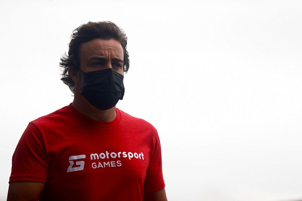 Alonso: "2022'de iyi bir sürpriz olmayı umuyoruz"