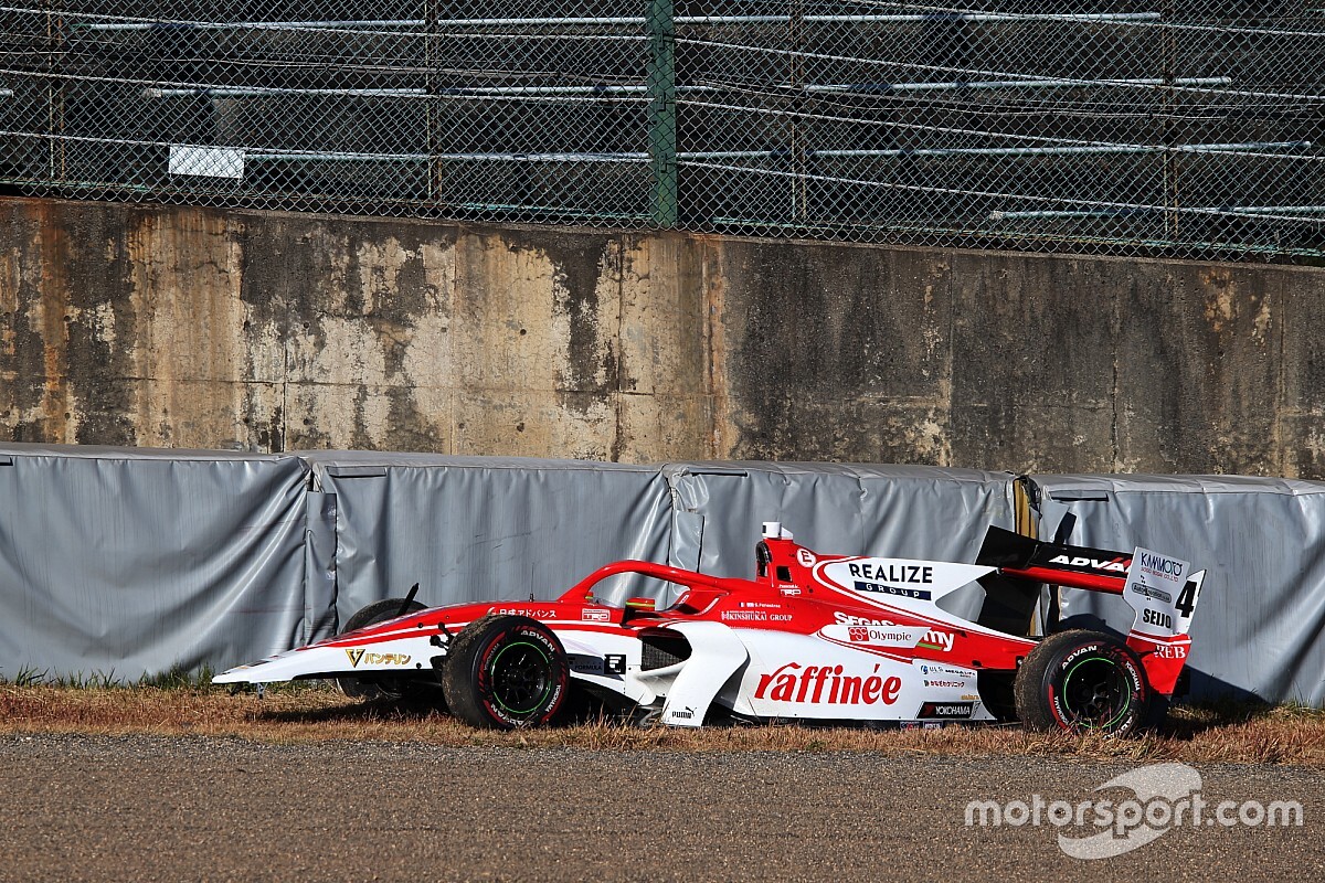 フェネストラズ、今季4度目リタイアにイライラ募る「”また”元F1ドライバーだ……」
