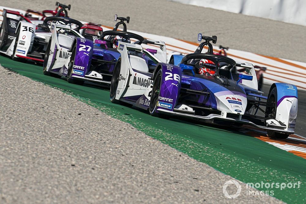 BMW can win title on Formula E swansong, say drivers