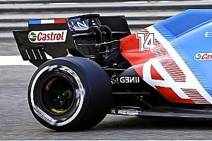 Alpine A521: c'è un cofano motore meno ingombrante