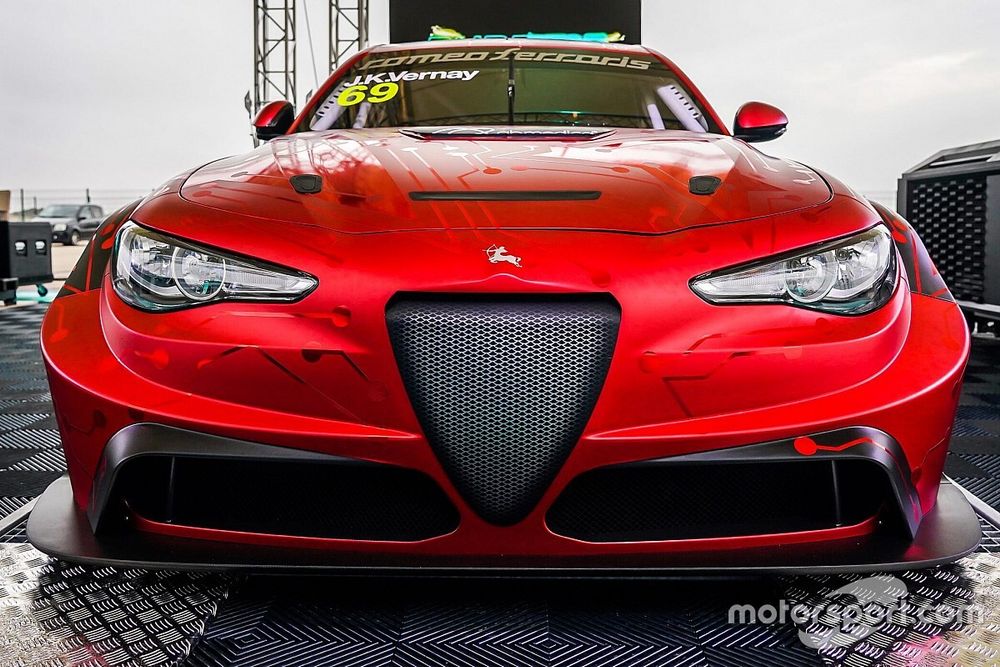 Cerruti: "L'Alfa Giulia ETCR è da folli, ma sarà un successo"