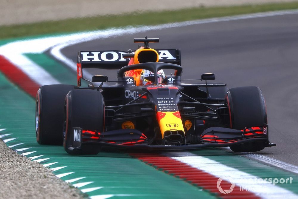 Verstappen baalt na kwalificatie in Imola: "Slordige ronde in Q3"