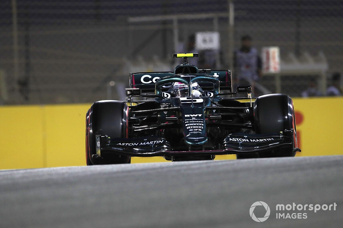 Megszületett a döntés Vettel sárga zászlós ügyében!