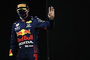 Мнение: Ферстаппену не место в Mercedes