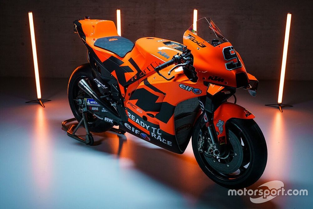 Fotogallery MotoGP: la RC16 di Petrucci è "orange" KTM