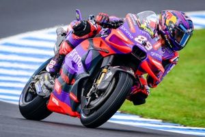 Martín logra una cómoda pole en Australia y Bagnaia es quinto