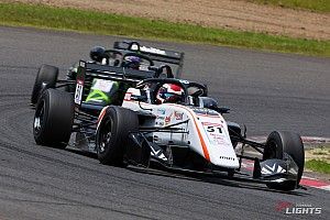 Vidales rescata dos top 6 tras la mala suerte del sábado en Sugo