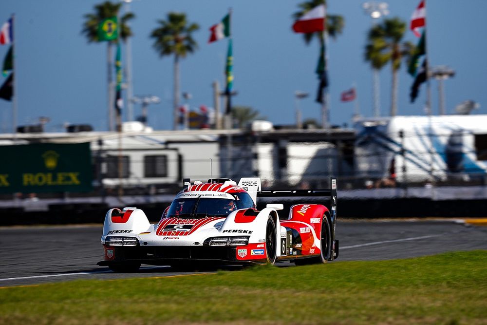 #6 Porsche Penske Motorsport Porsche 963: Nick Tandy, Mathieu Jaminet, Kevin Estre, Laurens Vanthoor