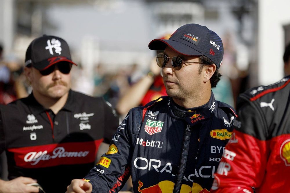 Valtteri Bottas, Alfa Romeo F1 Team, Sergio Pérez, Red Bull Racing