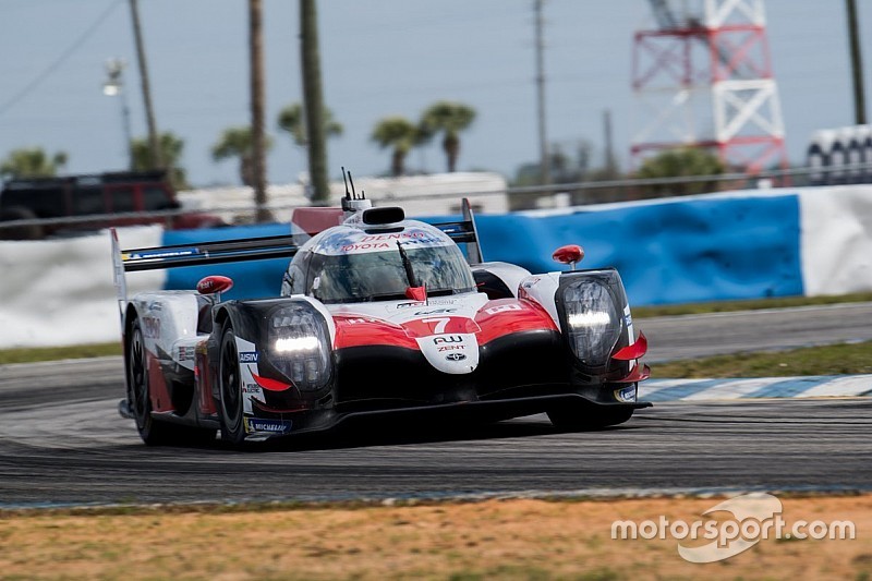 Toyota marca el récord de vuelta en Sebring