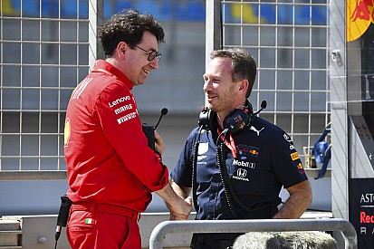 Инженеры Red Bull «отговорили» Ferrari проводить пит-стоп Леклера сразу после выезда машины безопасности
