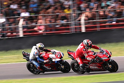 Petrucci et Miller démentent les rumeurs sur leur échange de poste