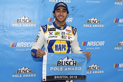 Elliott con la pole en Briston y Suárez en 20°