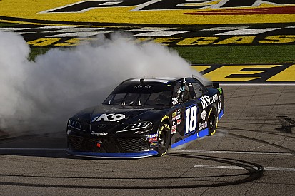 NASCAR modifica las condiciones para competir en Xfinity y Trucks