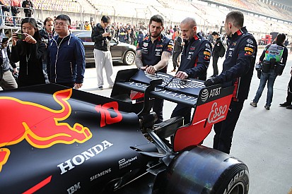 Red Bull: nelle prove libere due ali posteriori diverse per Verstappen e Gasly