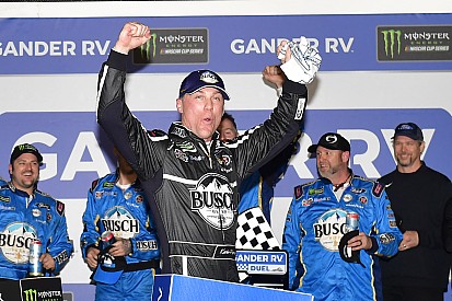 With help of "lucky charm," Kevin Harvick wins first Daytona Duel