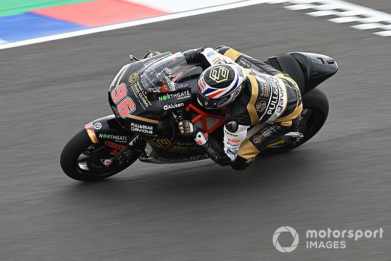 Moto2, Motegi, Libere 3: Dixon cade ma vola sotto alla pioggia