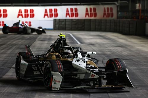 F-E: Cassidy conquista caótica corrida 1 do ePrix de Londres; Di Grassi termina em 17º