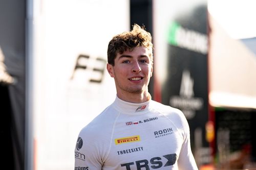 F3: Tramnitz chega em 1º na sprint de Monza, mas é punido e Bilinski herda vitória; Câmara é 25º e Fefo Barrichello, 17º