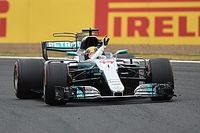 Hamilton gana la pole en Silverstone e iguala a Jim Clark