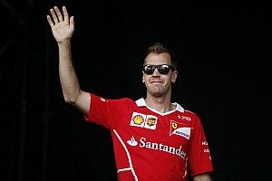 Malezya'da günün pilotu Vettel oldu