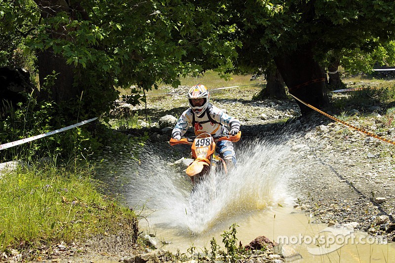 Enduro ekipleri Kemer'de