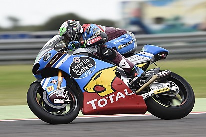 Morbidelli repite victoria; Márquez se cae cuando luchaba por la victoria