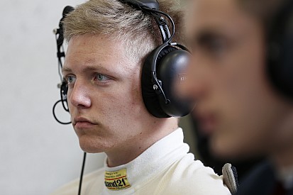 Ehrlacher: "I consigli di zio Muller? Ora debbo lavorare da solo"