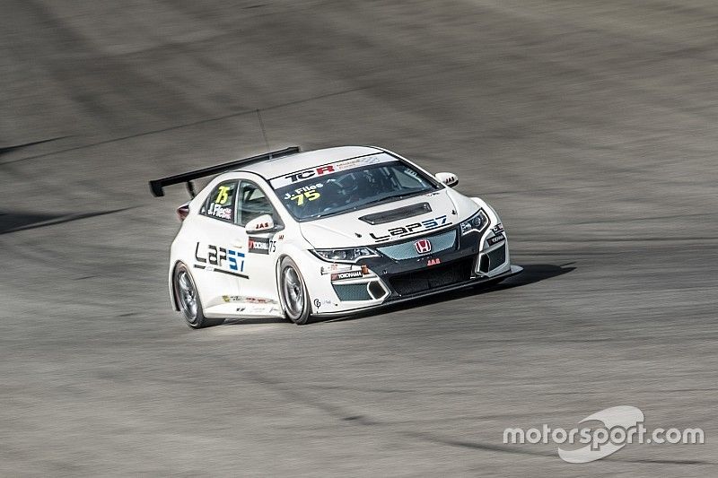 Josh Files, Honda Civic TCR, Lap57