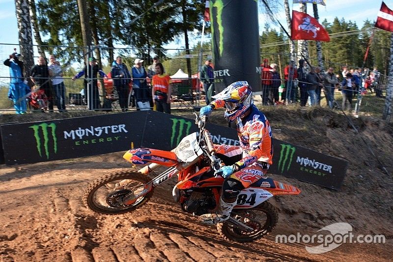 Jeffrey Herlings vince la sua prima qualifica in MXGP in Lettonia