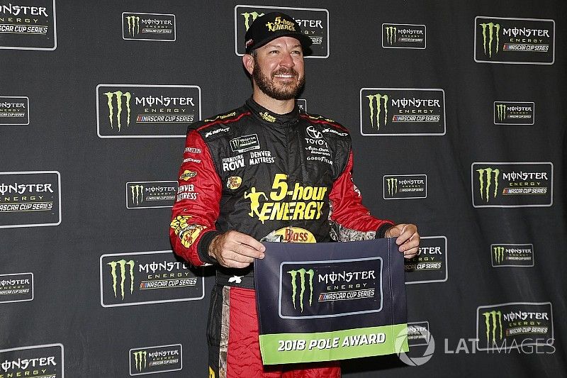 Martin Truex Jr. edges Kyle Larson for Phoenix pole