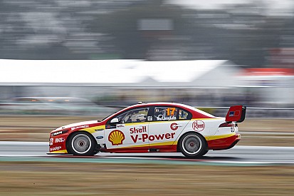 Winton Supercars: McLaughlin grabs Sunday pole