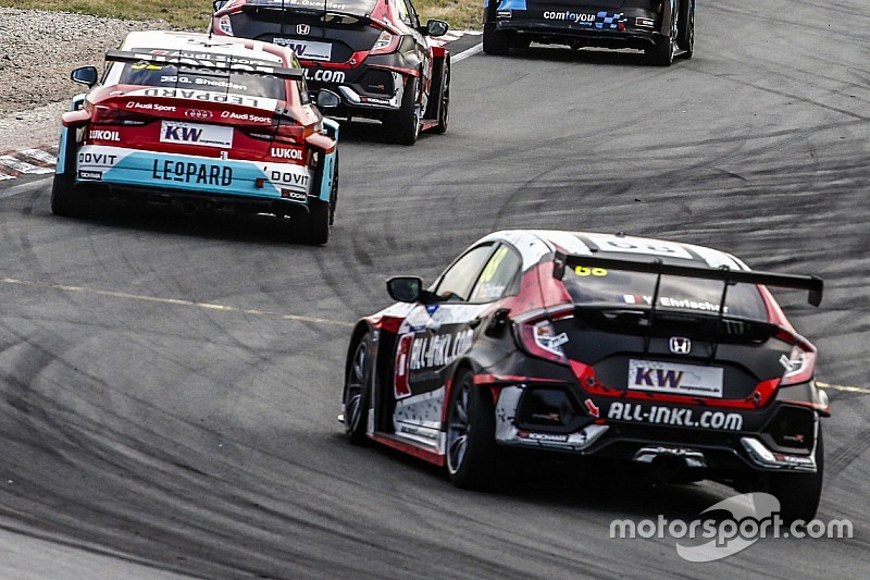 Shedden ed Ehrlacher arretrano sulla griglia di partenza di Gara 1 a Macao