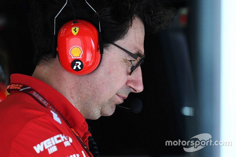 Massa lembra empréstimo de scooter a novo chefe da Ferrari: “tinha perdido a CNH”