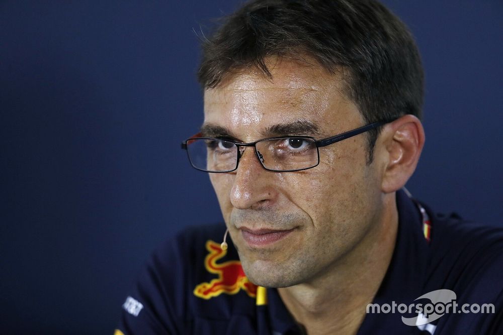 Frusztrált a Red Bull főmérnöke: „megverhettük volna a Mercedest”
