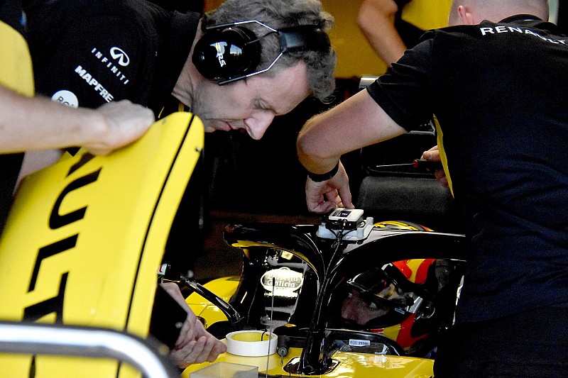 Renault: la FIA ha provato il PDM sull'Halo per migliorare le segnalazioni ai piloti