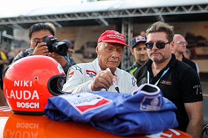 Lauda, hayati tehlikeyi atlattı