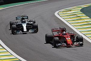 Videón Vettel parádés rajtja Brazíliából