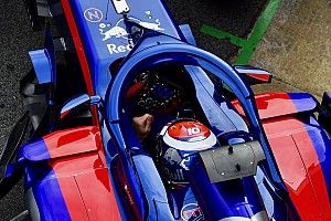 Gasly asegura haberse roto el nomex con el Halo