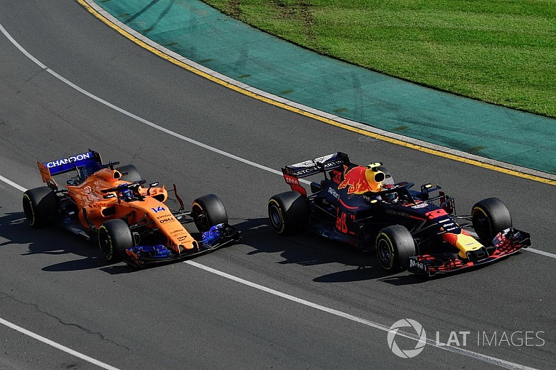 アロンソ、マクラーレンの進歩に自信「中団を抜け、レッドブルと戦う」