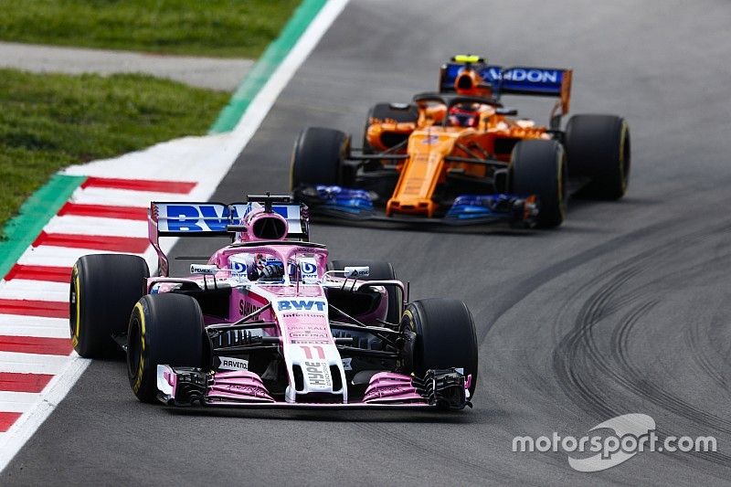 Sergio Perez, Force India VJM11, Stoffel Vandoorne, McLaren MCL33