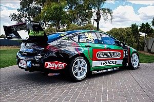 Brad Jones Racing unveils 2000s throwbacks