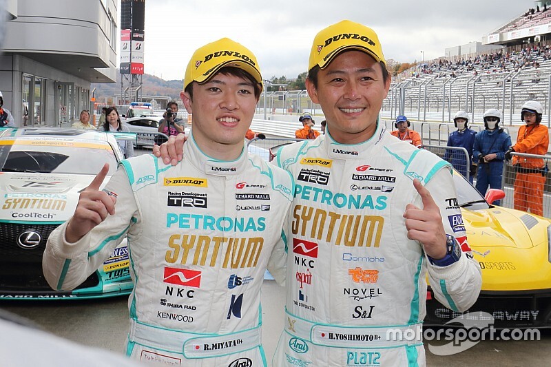 60号車LMcorsaがスプリントカップ連勝。 "ラストラン"のHOPPY 86 MCは8位